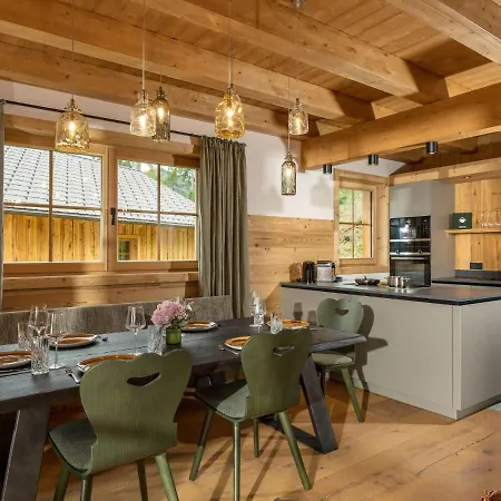 Holzknecht By Interhome פיכל