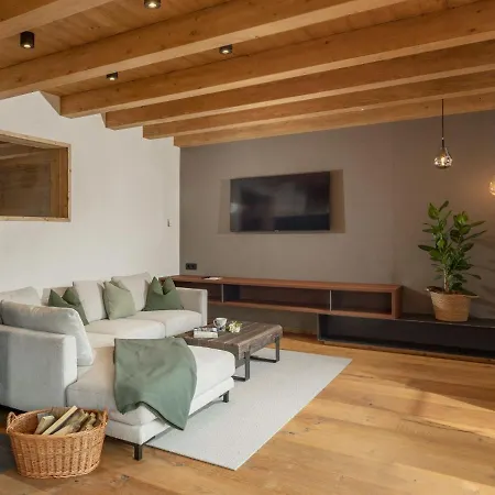 Holzknecht By Interhome *